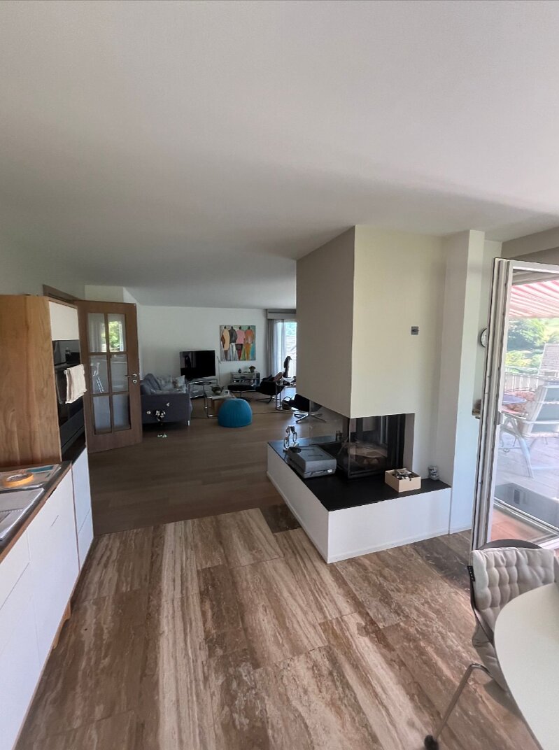 Moderne 4.5-Zimmer-Wohnung mit Weitsicht — Bild 4